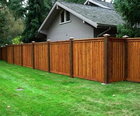 Check out the different types of wood fencing that our sacramento fencing contractors can design and create. Privacy Fence | Pro Line Fence | The Nashville Fencing Company