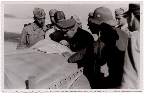 NAZI JERMAN Foto Erwin Rommel Sebagai Panglima Afrikakorps