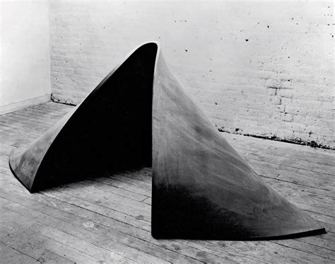 The Reinvented Visions Of Richard Serra Richard Serra Land Art Art