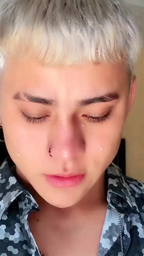 Rod contreras fue arrestado luego de intentar robar en una de las sucursales de walmart ubicada en la ciudad de méxico. Pin en Rod Contreras