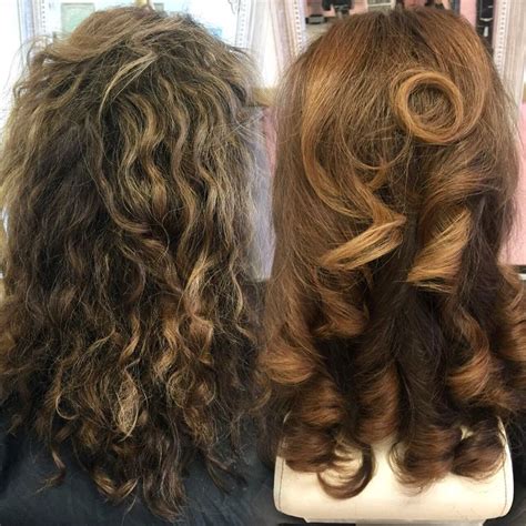 Small brushes work well with any hair type and length, but are ideal for short hair that lacks oomph. Classic round brush curly Blowdry on naturally curly hair ...