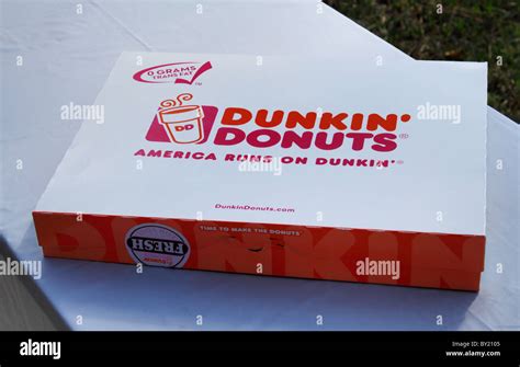 Donut Dunkin Doughnuts Box