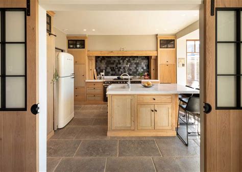 Our Tips For Selecting Stone Kitchen Flooring For Your