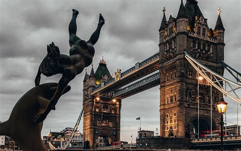 Londons Best Monuments And Statues To See In The City London Perfect