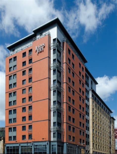 Jurys inn glasgow features all day costa coffee bar and a stylish onsite bar to relax in after an eventful day in the city. Jurys Inn Glasgow Hotel (Glasgow) from £55 | lastminute.com