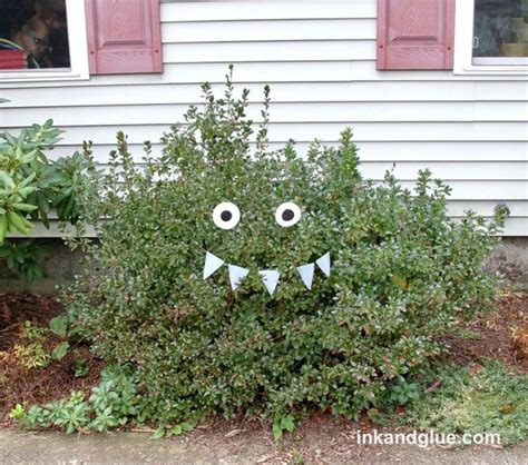 15 Outdoor Halloween Decoration Ideas Everyone Should Try