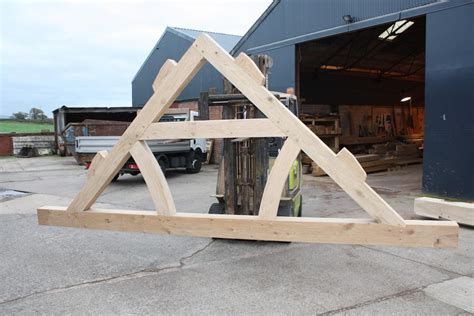 Oak Framed King Post Truss Prices Uk Low Cost Roof Trusses For Self
