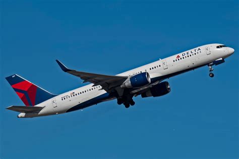 Delta Air Lines Boeing 757 Engine Catches Fire Taking Off From John