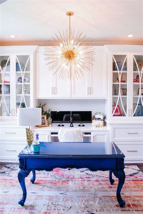 And it doesn't matter if your space is large or small; A Feminine Home Office Design for a Girl who Loves Comfy ...