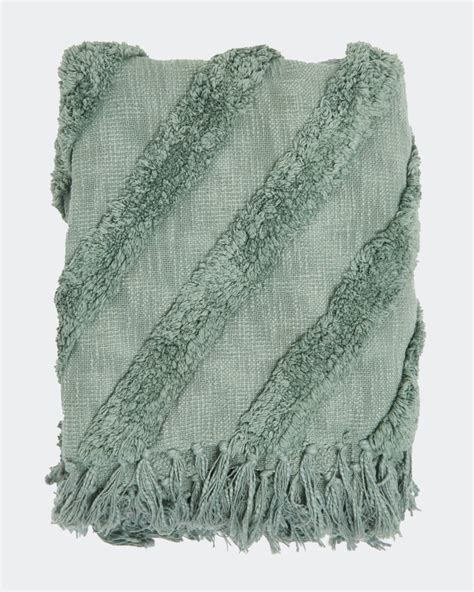 Dunnes Stores Green Tufted Throw