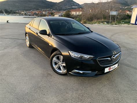 Known for its technology, the opel insignia comes with features such as: Opel Insignia Grand Sport 1,6 CDTI automatik REG DO 03 ...