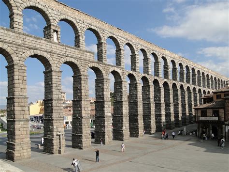 Fileaqueduct Of Segovia 08 Wikimedia Commons