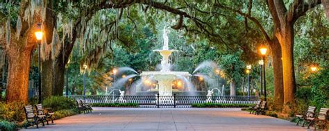Travel Tour Historic Charm In Savannah Georgia Landmark Society