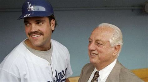 Tommy Lasorda Praises Mike Piazza For Working To Become A Hall Of Famer