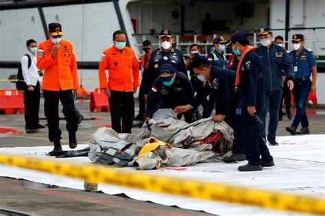 indonesian authorities locate two black boxes from crashed plane se asia news and top stories