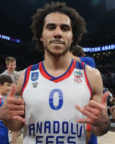 Check out our lakers trikot selection for the very best in unique or custom, handmade pieces from our men's clothing shops. Shane Larkin