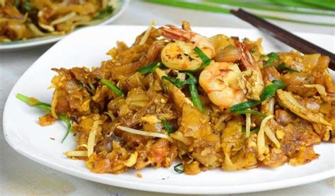 This flavourful noodle dish is the definition of southeast asian comfort serve in a large bowl and scatter over the spring onion to finish. Char Kuey Teow recipe- How to cook the authentic Penang ...