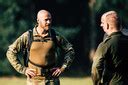 Kamp van koningsbrugge laat deze burgers de uitdaging aan gaan en krijgen een opleiding van de special forces. Oud-commando Ray wil laten voelen wat het is om naar de ...