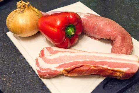 Schaschlik im Ofen mit selbstgemachter köstlicher Soße