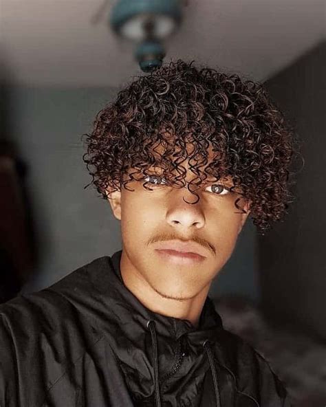 Men Hairstyles 2022 Short Curly