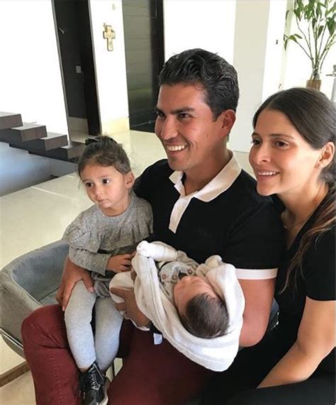 I'll show you the girlfriends and wives of max verstappen, charles leclerc, lando norris, george russel and sergio perez! Fórmula 1: Sergio Pérez elige a su hermano como padrino de ...