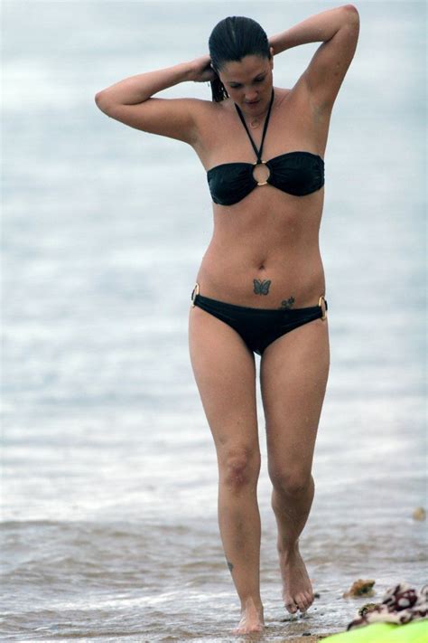Drew Barrymore Drew Barrymore Bikini Bod Hot Bikini Bikini Pictures