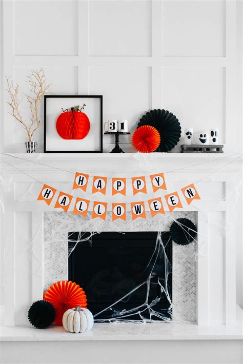 Okay, let me walk you in case you are looking for other spooky but stylish halloween decorating ideas, check out this guide. 20 Halloween mantel decorating ideas - My Mommy Style