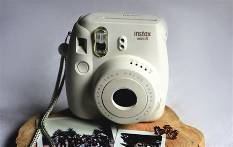 Top 3 Best Polaroid Cameras For Weddings And Guest Books Geartacular