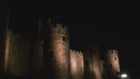 Conwy Castle At Night Youtube