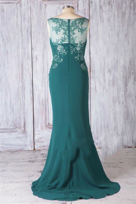Womens Green 2021 Mother Of The Bride Dresses V Neck Lace Appliqued