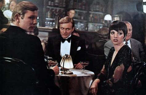 Although it lost best picture to the godfather (1972, francis coppola), cabaret won eight oscars, including awards to liza minnelli and bob fosse. Cabaret (1972) - Film | cinema.de
