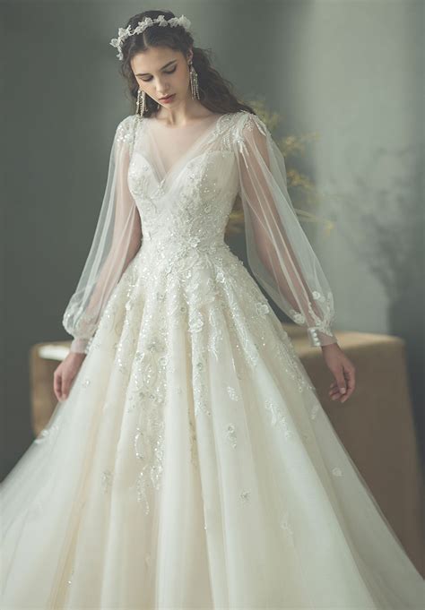 20 modest wedding dresses for the fashion loving modern bride praise wedding