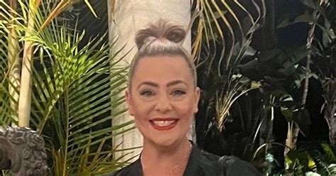 Ant Mcpartlins Ex Lisa Armstrong Wows In Glam Makeup Free Snap After Self Care Day The