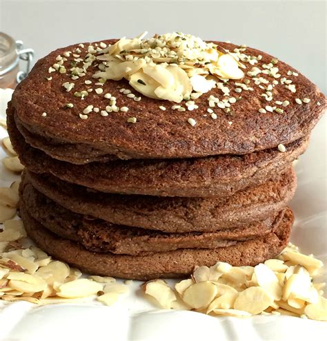 Overall, zucchini is a very nutritious vegetable. 80 Calorie Zucchini Cocoa Pancakes | Recipe | Low calorie ...