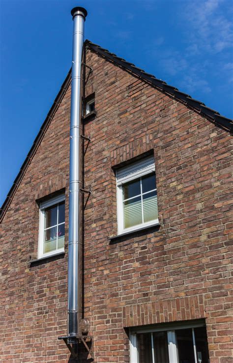 Welche varianten von schornsteinen gibt es? Schornstein aus Edelstahlrohr » Vor- und Nachteile ...