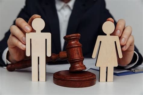 Cómo elegir un abogado de divorcio para su caso