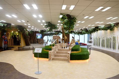 See more of サイボウズ office on facebook. カフェにBARに公園も! サイボウズの日本橋オフィスが実用性と ...