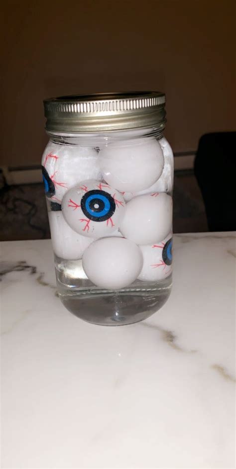 Eyeballs In A Jar Filled With Water Eyeball Drawing Halloween