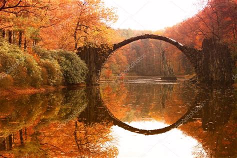 Rakotz Bridge Rakotzbrucke Duivelsbrug In Kromlau Saksen ⬇