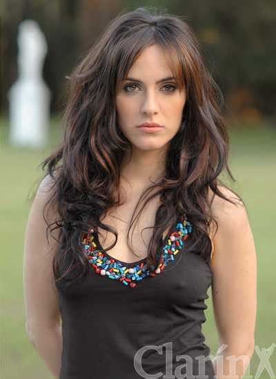 Julieta díaz, maría valenzuela, patón guzmán, juan palomino lito vitale y julieta díaz interpretan estrella, estrella (de vitor ramil) desde sus casas. Picture of Julieta Díaz