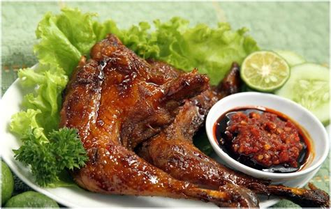 Ayam bakar gak hanya menjadi hidangan utama saat sedang kumpul keluarga. Resep Ayam Bakar Special Pedas Manis | Resep ayam, Resep ...