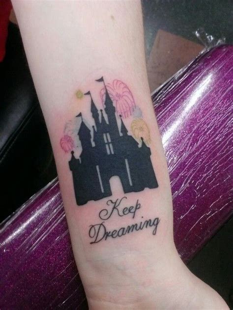 Pin De Sheri Lee En Disney Tattoos Tatuajes Inspirados En Disney