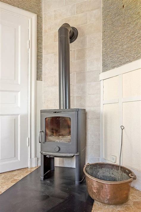 Four ideas for your bedroom fireplace. 1000+ images about Classic and modern Scandinavian wood ...