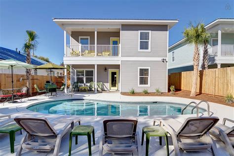 The pale greenish blue and white trimmed exteriors match the glorious gulf nearby and blend in well with the. Sunset Grace|7B/6BA|Priv.Salt Pool| - vacation rental in ...