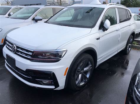 New 2018 Volkswagen Tiguan Highline 4motion W R Line And Drivers Assist
