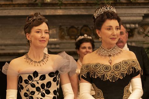 'The Gilded Age' HBO: Bertha's 'gasp'-worthy gown, explained - Los
