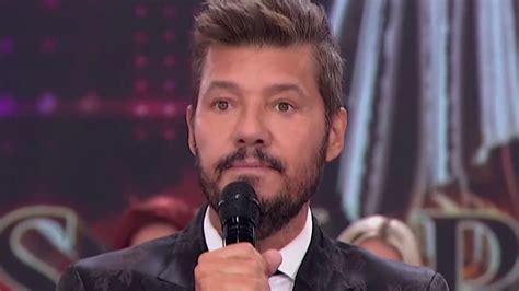 1 de abril de 1960), es un presentador, empresario y productor argentino de radio y televisión. "Confirmado": Marcelo Tinelli tomó una drástica decisión ...