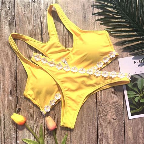 Summer Women Lace Flower Bikini Set 2018 Sexy Push Up Padded Swimsuit Yellowpink Bathing Suit