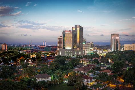 The sultan abu bakar state mosque, for instance, is a combination of victorian and moorish architecture. How to spend 48 hours in Johor Bahru