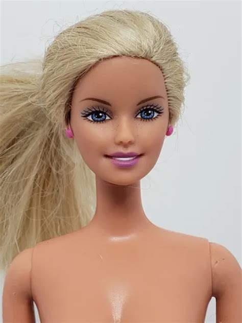 barbie nude doll blonde hair blue eyes body stamp 1966 head stamp 1986 a 7 1 00 picclick